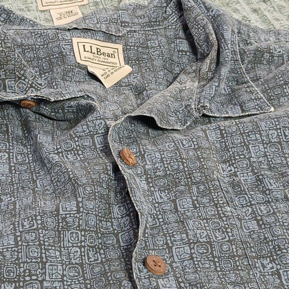 Lot Of 2 LL Bean Shirt Mens XL Loop Collar Bamboo Buttons Camp Aztec Inca Tribal - Picture 4 of 10